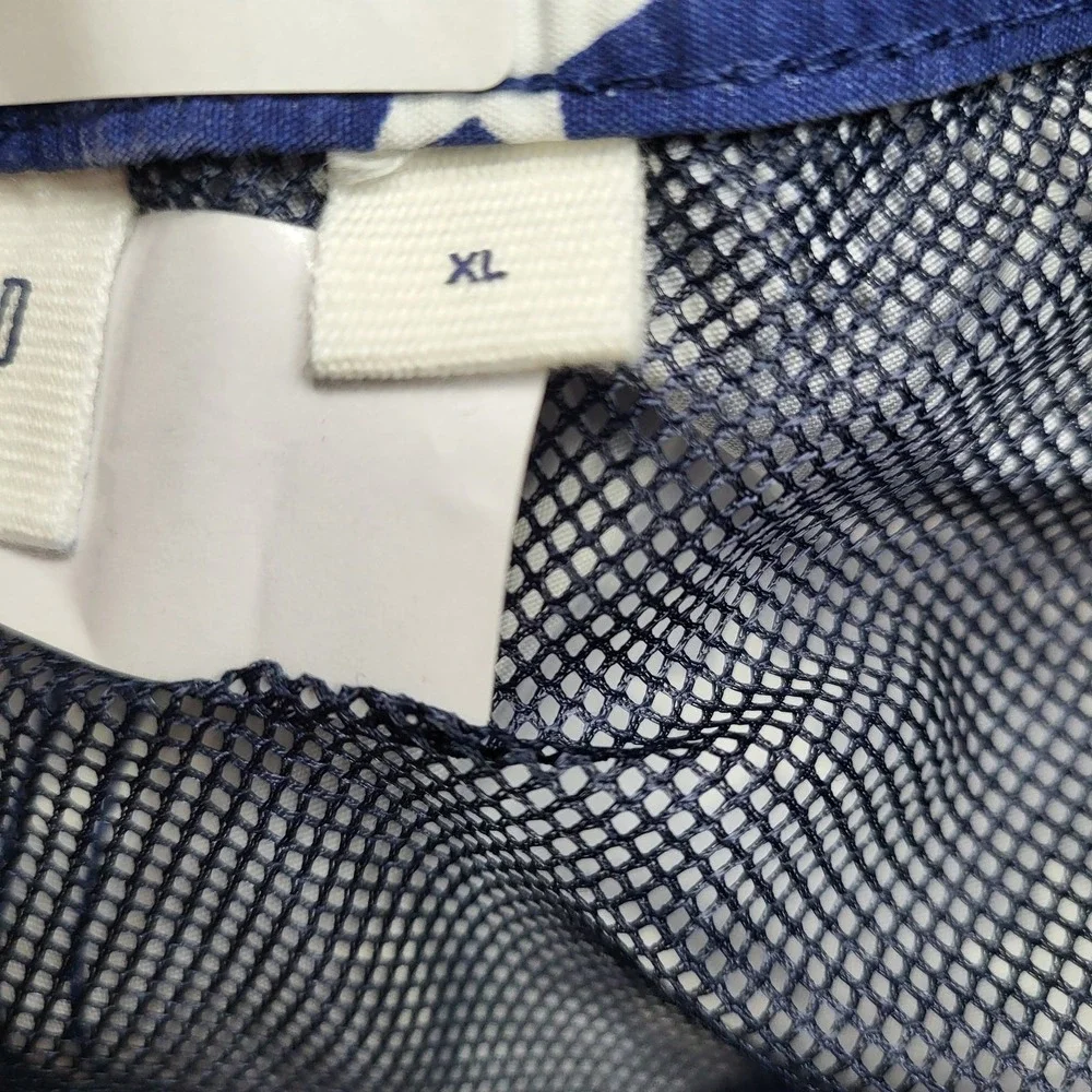 GAP Men‎ Swimwear XL Blue Swim Trunks Striped American Flag Drawstring NWT